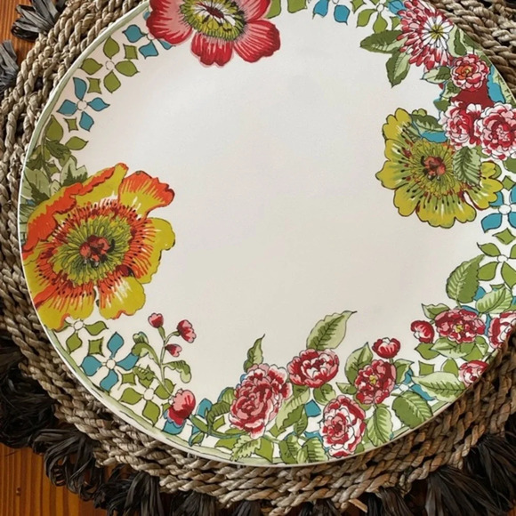 WORLD MARKET  Porcelain FLOWER BLOOMS DINNER PLATE - Picture 1 of 6